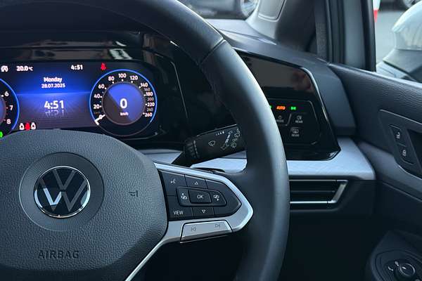 2022 Volkswagen Golf 110TSI Life 8