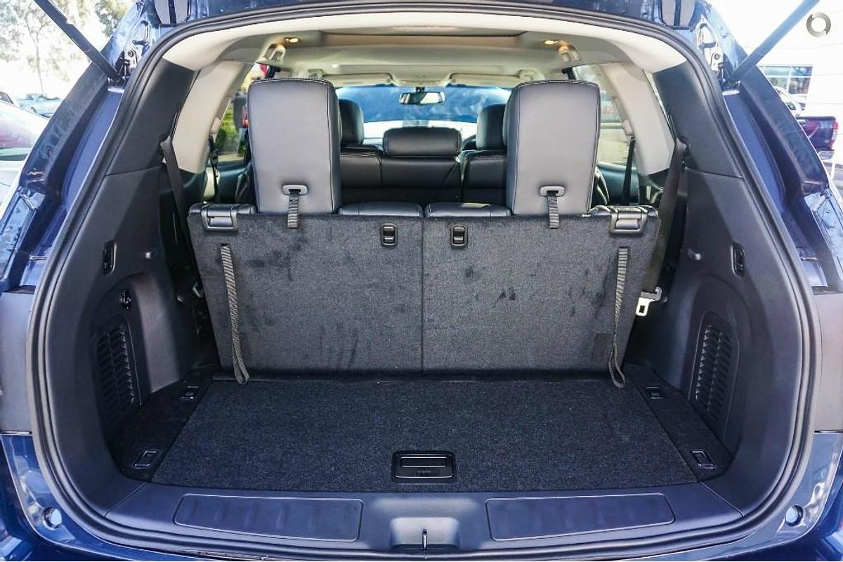 2015 Nissan Pathfinder ST-L R52