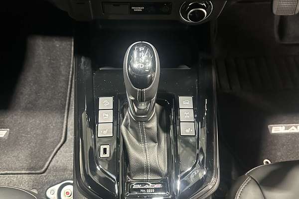 2025 Isuzu D-MAX BLADE  4X4