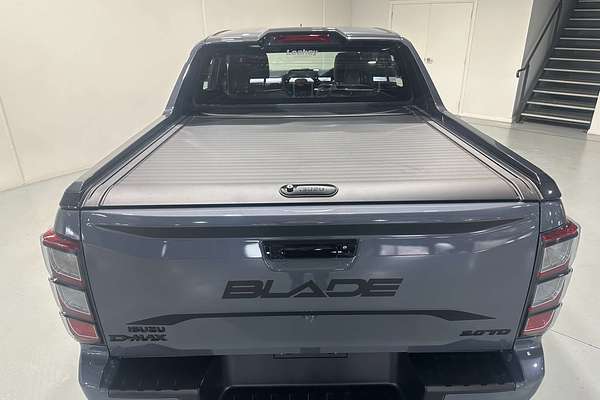 2025 Isuzu D-MAX BLADE  4X4