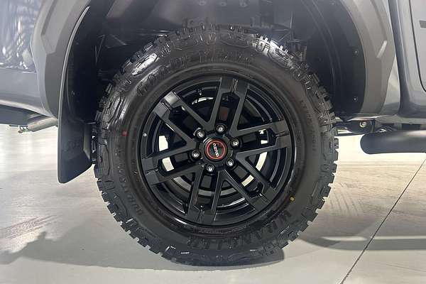 2025 Isuzu D-MAX BLADE  4X4