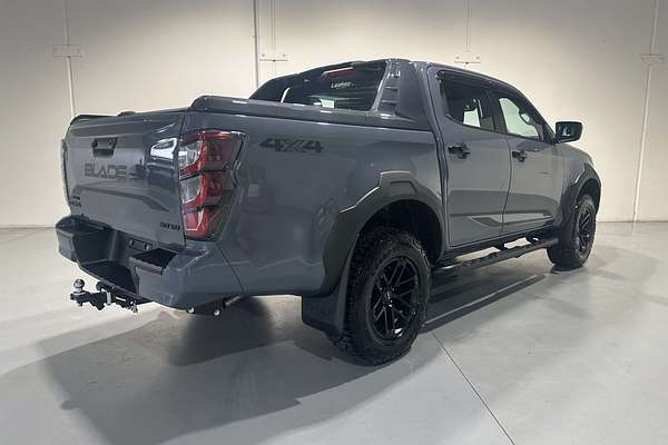 2025 Isuzu D-MAX BLADE  4X4