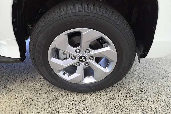 2025 Mitsubishi Pajero Sport GLX QG
