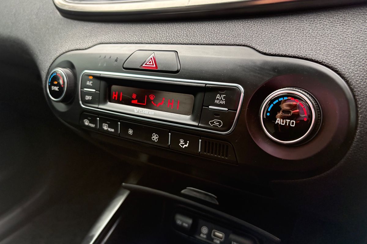 2019 Kia Sorento Black Edition UM