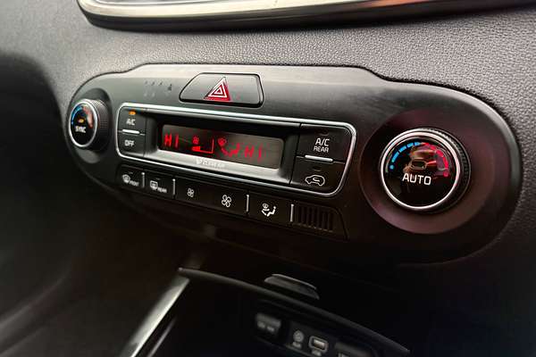 2019 Kia Sorento Black Edition UM
