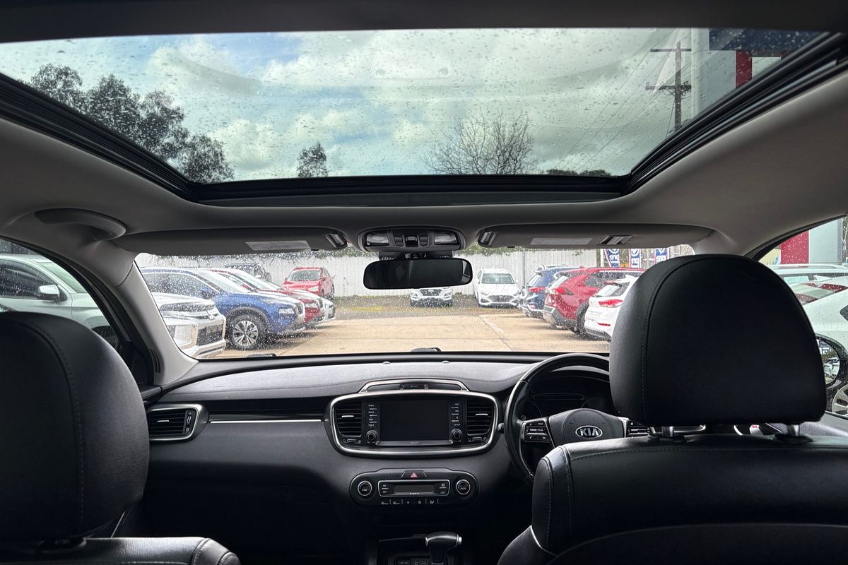 2019 Kia Sorento Black Edition UM