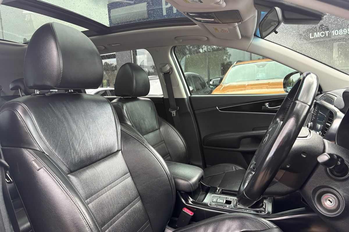 2019 Kia Sorento Black Edition UM