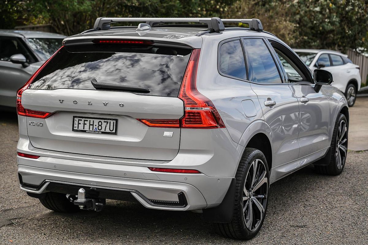 2024 Volvo XC60 Recharge Ultimate T8 Plug-In Hybrid