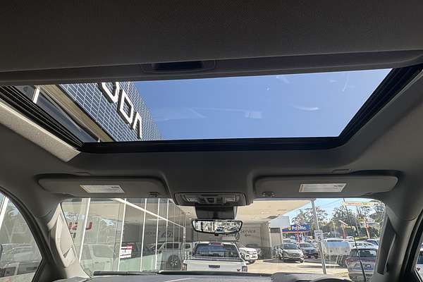 2025 Chevrolet Silverado HD LTZ Premium W/Tech Pack T1 4X4