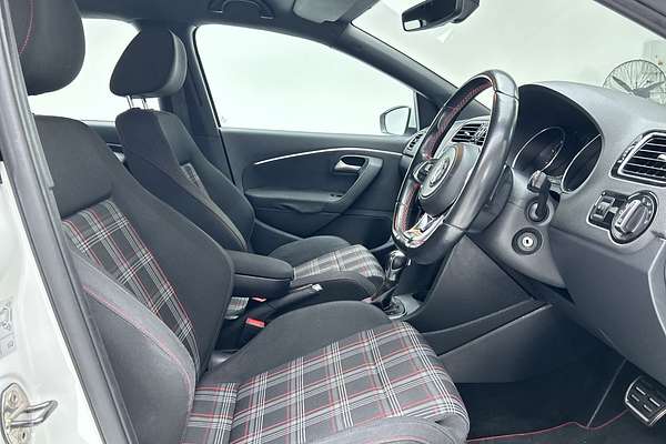 2015 Volkswagen Polo GTI 6R