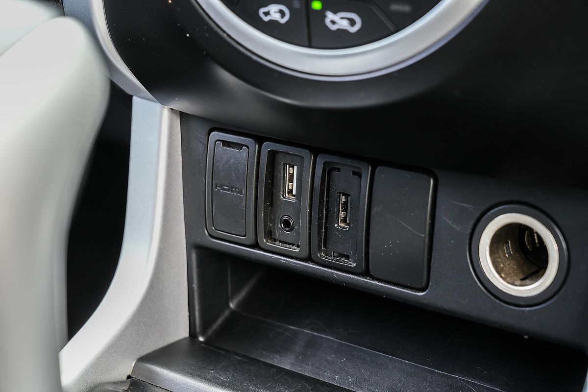 2018 Isuzu MU-X LS-U