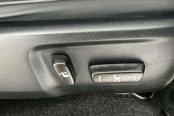 2018 Toyota Hilux Rugged X GUN126R 4X4