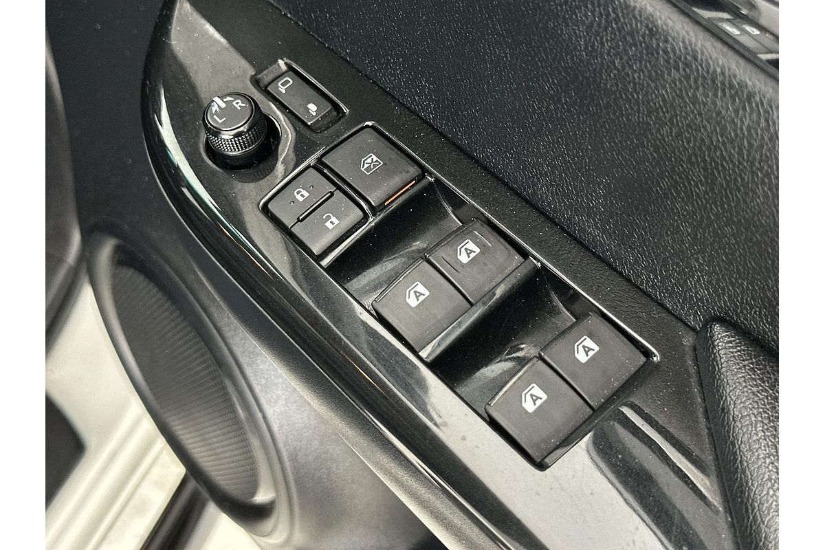 2018 Toyota Hilux Rugged X GUN126R 4X4