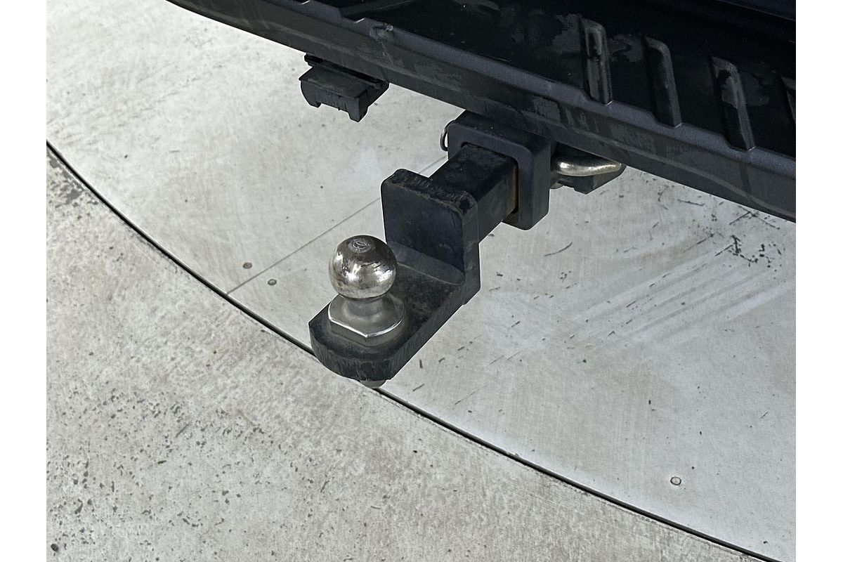 2018 Toyota Hilux Rugged X GUN126R 4X4