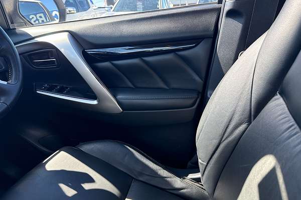 2016 Mitsubishi Pajero Sport GLS QE