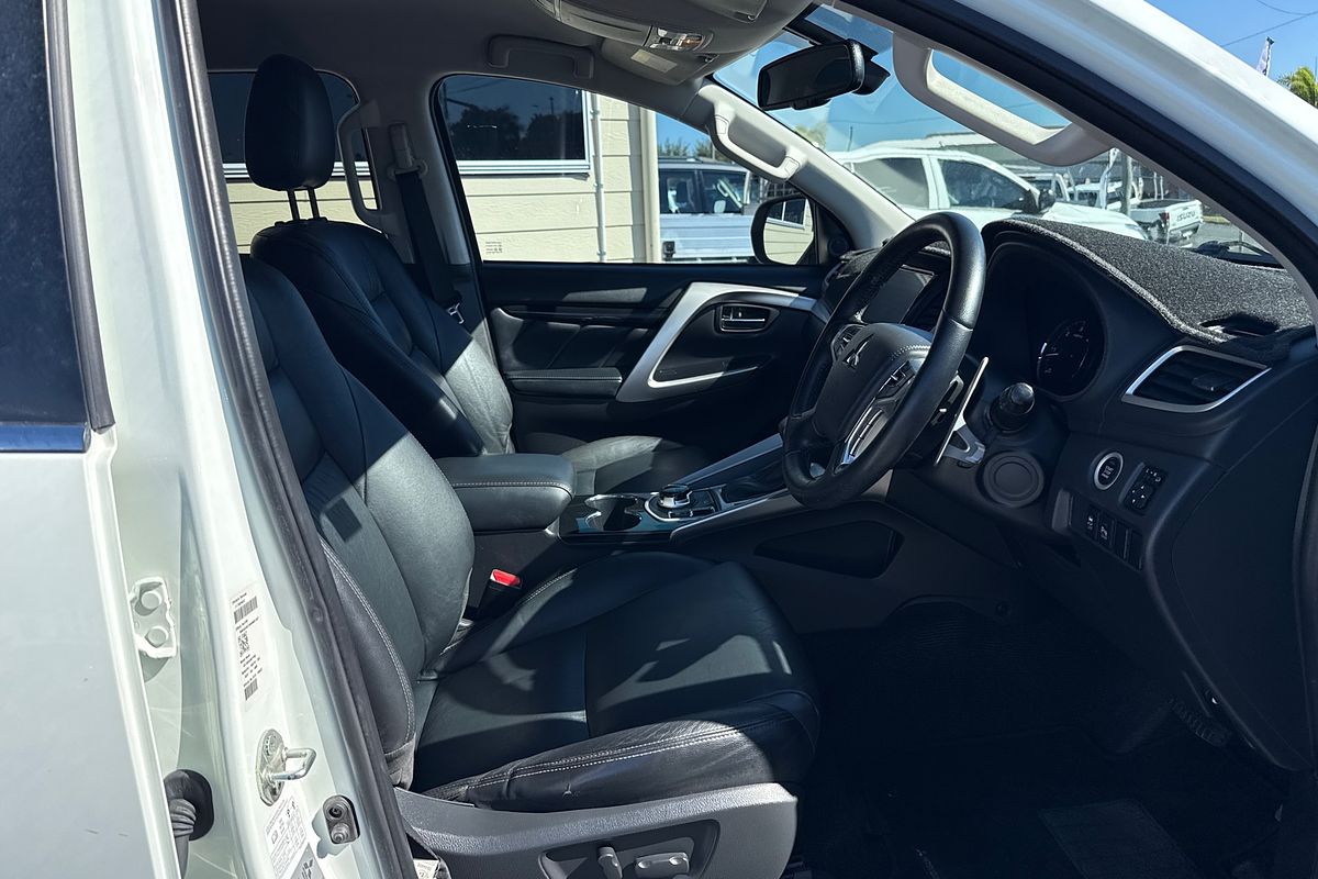 2016 Mitsubishi Pajero Sport GLS QE