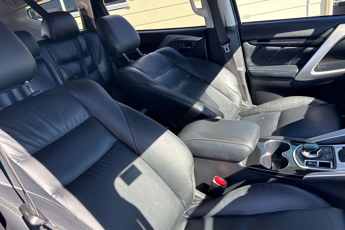 2016 Mitsubishi Pajero Sport GLS QE