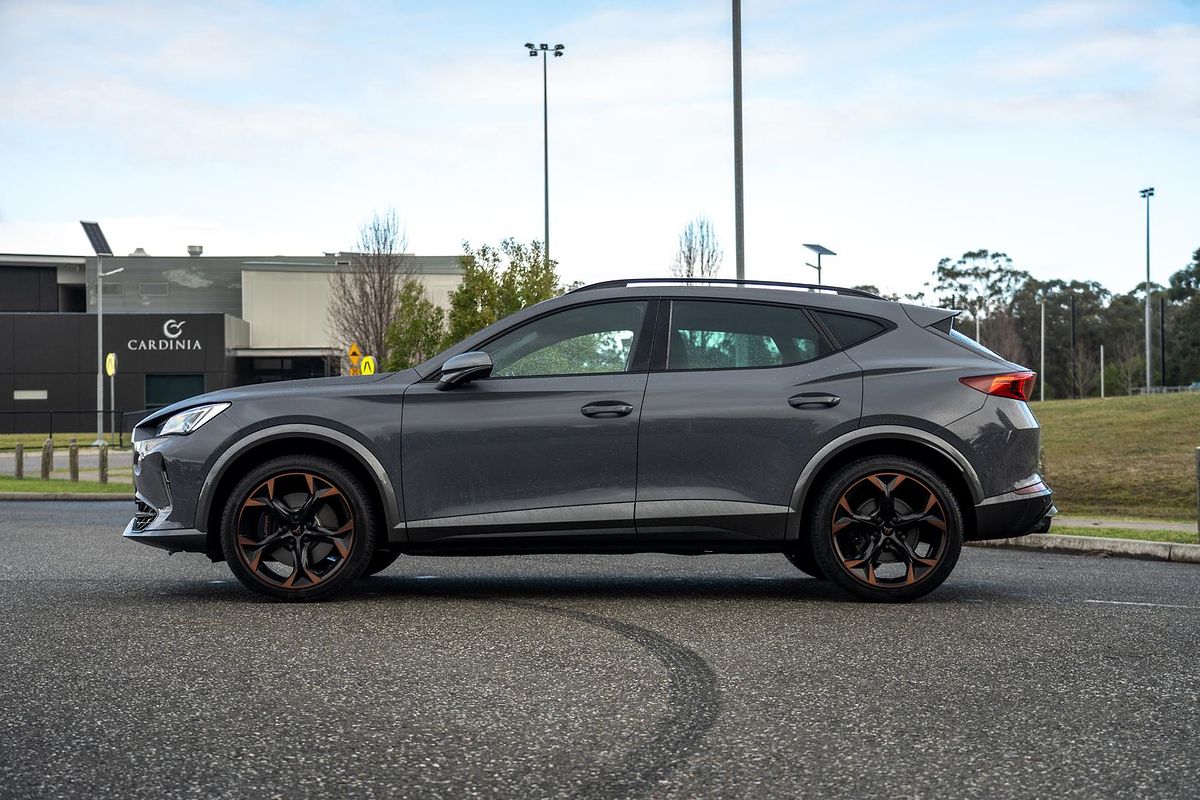 2024 CUPRA Formentor VZx KM