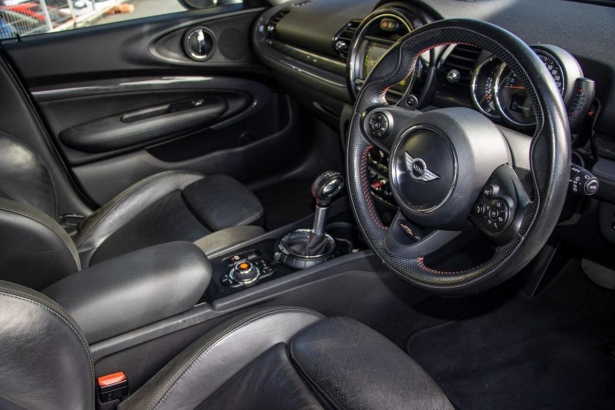 2017 MINI Clubman John Cooper Works F54