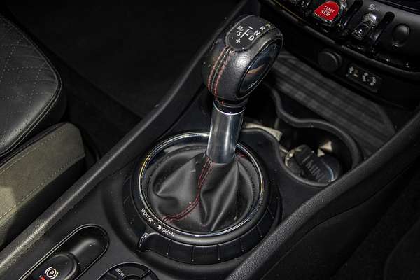 2017 MINI Clubman John Cooper Works F54