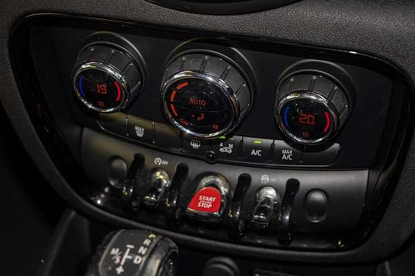 2017 MINI Clubman John Cooper Works F54
