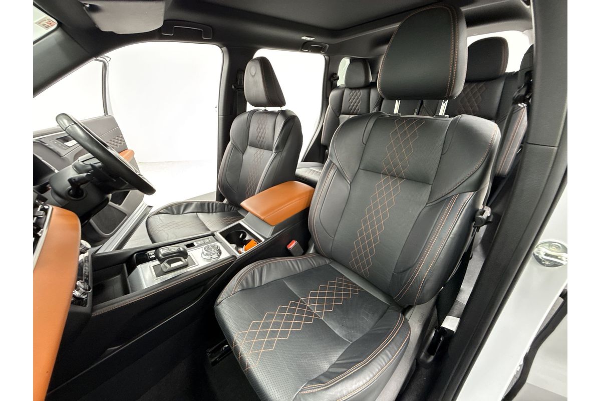 2022 Mitsubishi Outlander PHEV Exceed Tourer ZM