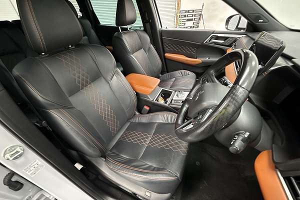 2022 Mitsubishi Outlander PHEV Exceed Tourer ZM