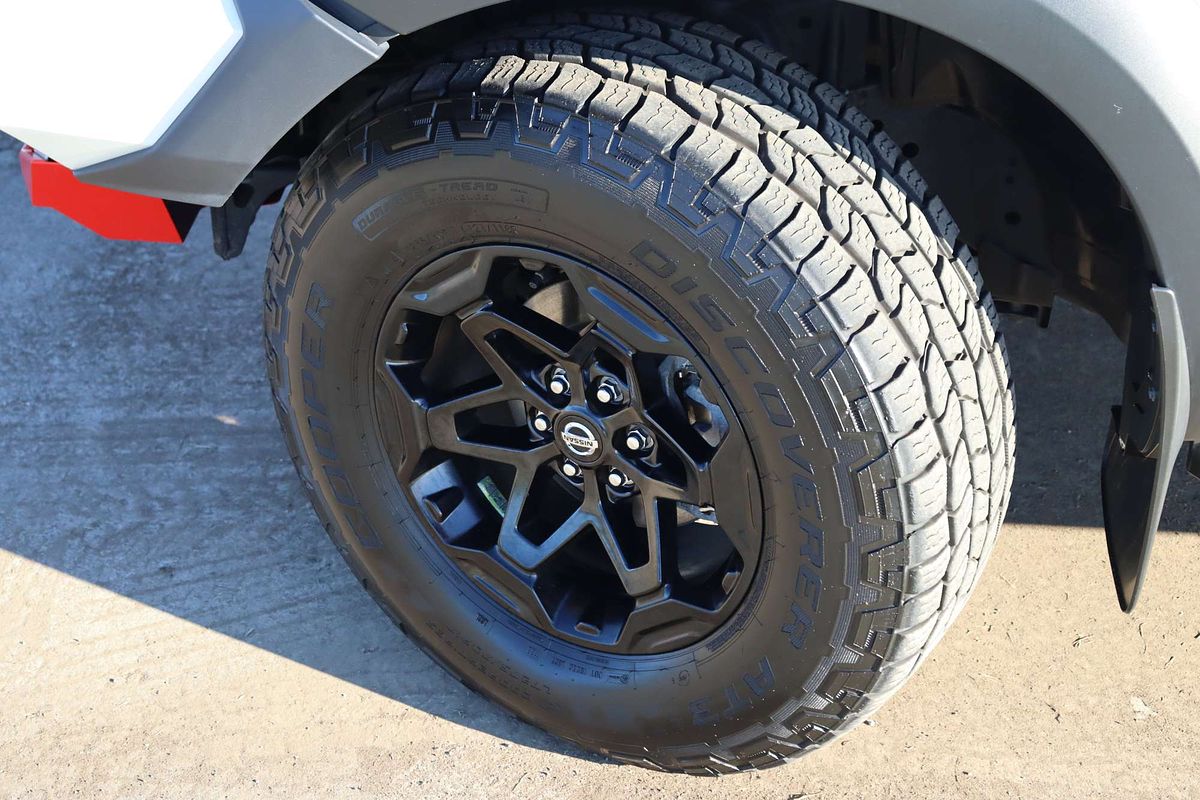 2023 Nissan Navara PRO-4X Warrior D23 4X4