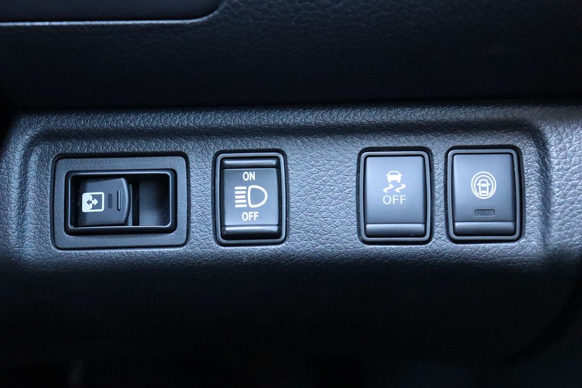 2023 Nissan Navara PRO-4X Warrior D23 4X4