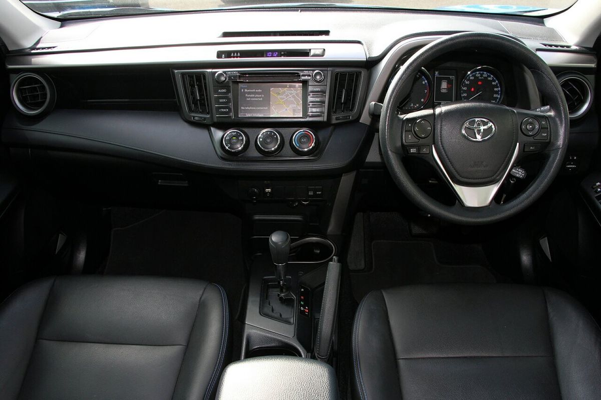 2017 Toyota RAV4 GX ASA44R