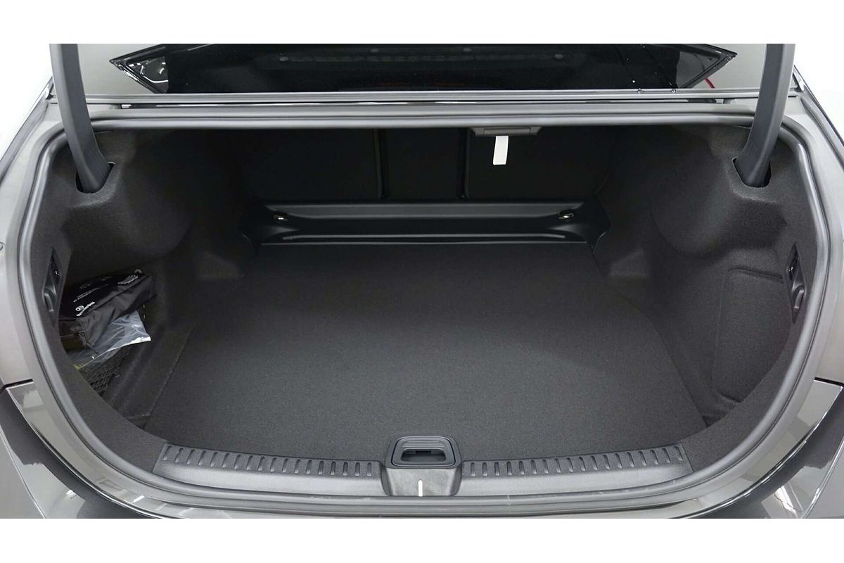 2025 Mercedes-Benz E-Class E300 W214
