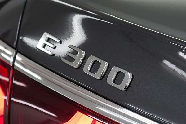 2025 Mercedes-Benz E-Class E300 W214