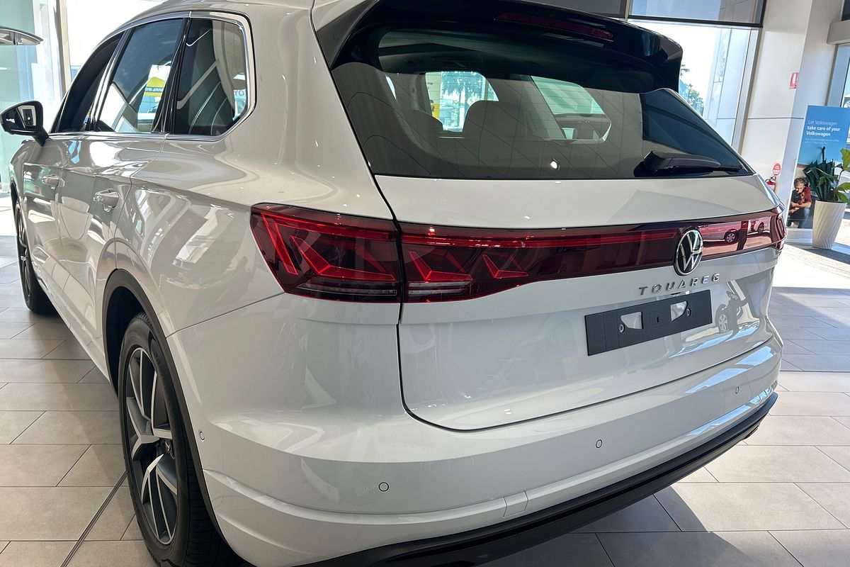 2025 Volkswagen Touareg 210TDI Elegance RC