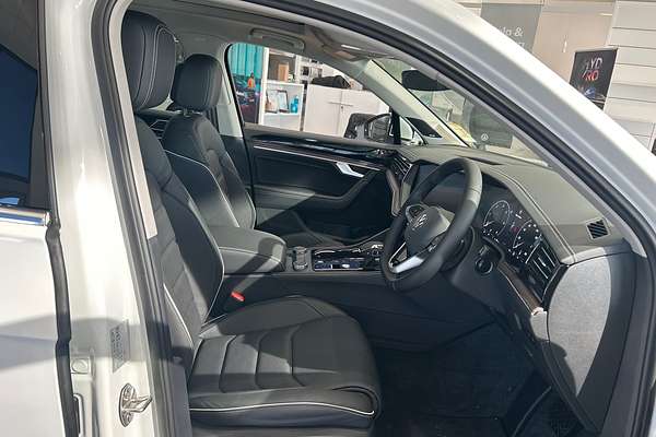 2025 Volkswagen Touareg 210TDI Elegance RC