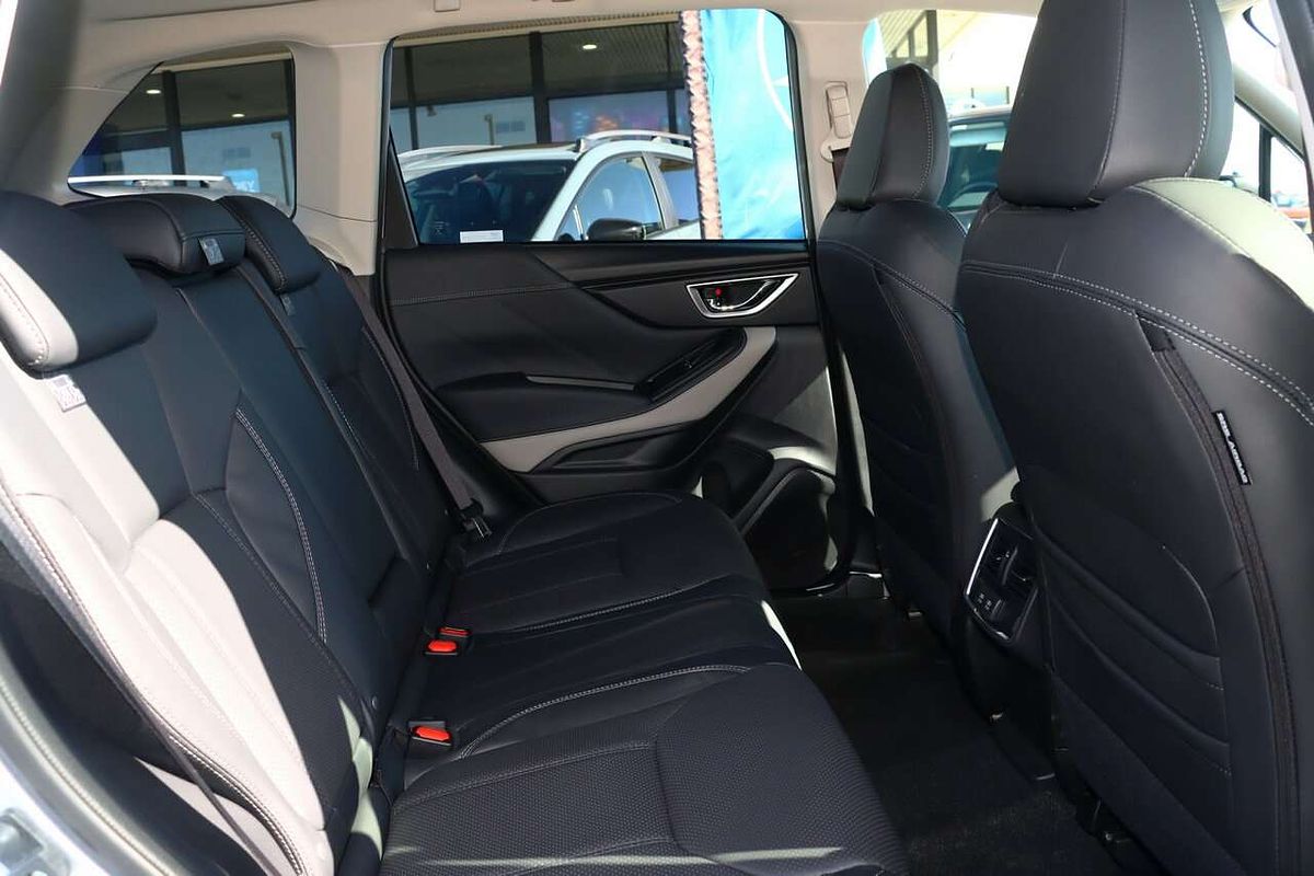 2024 Subaru Forester 2.5i-S S5