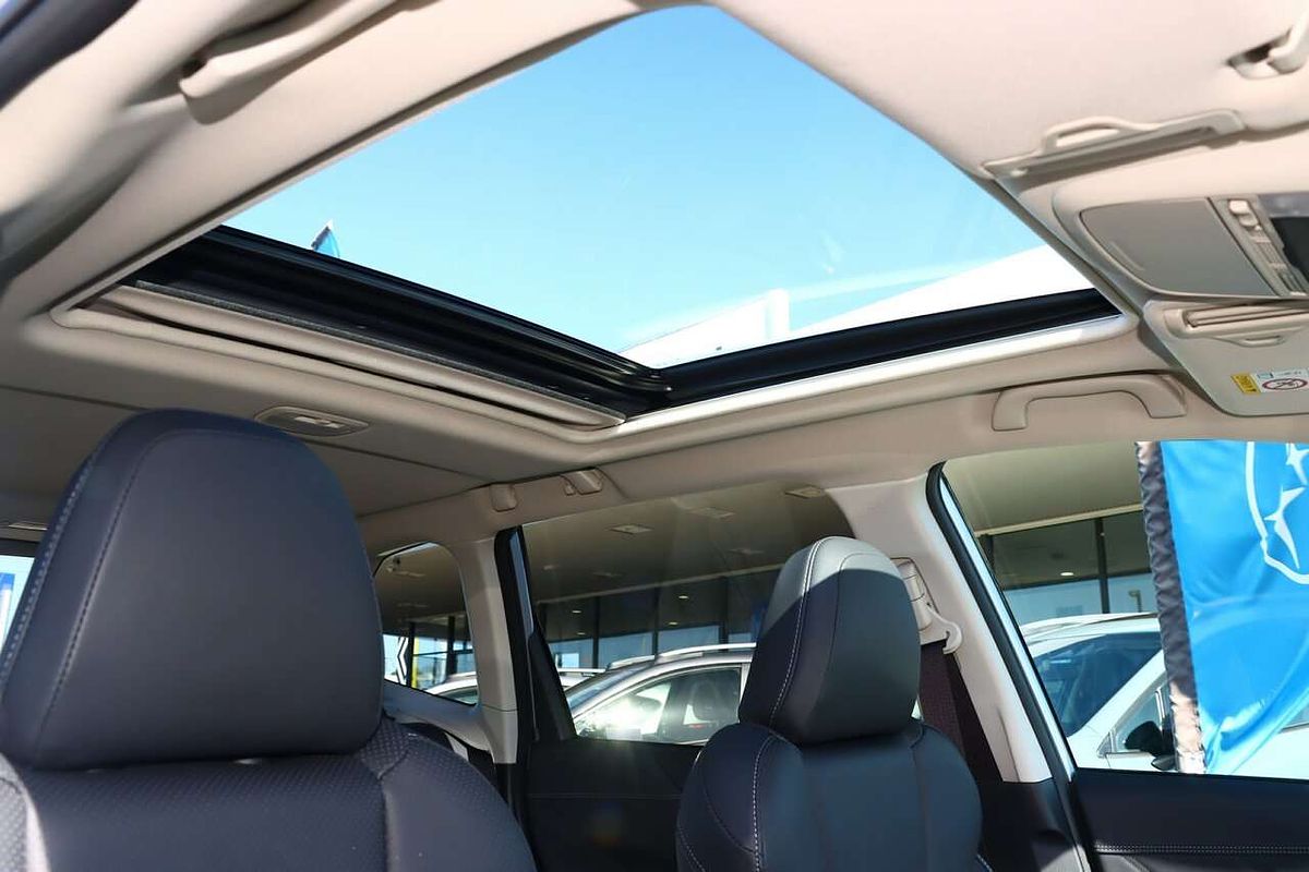 2024 Subaru Forester 2.5i-S S5