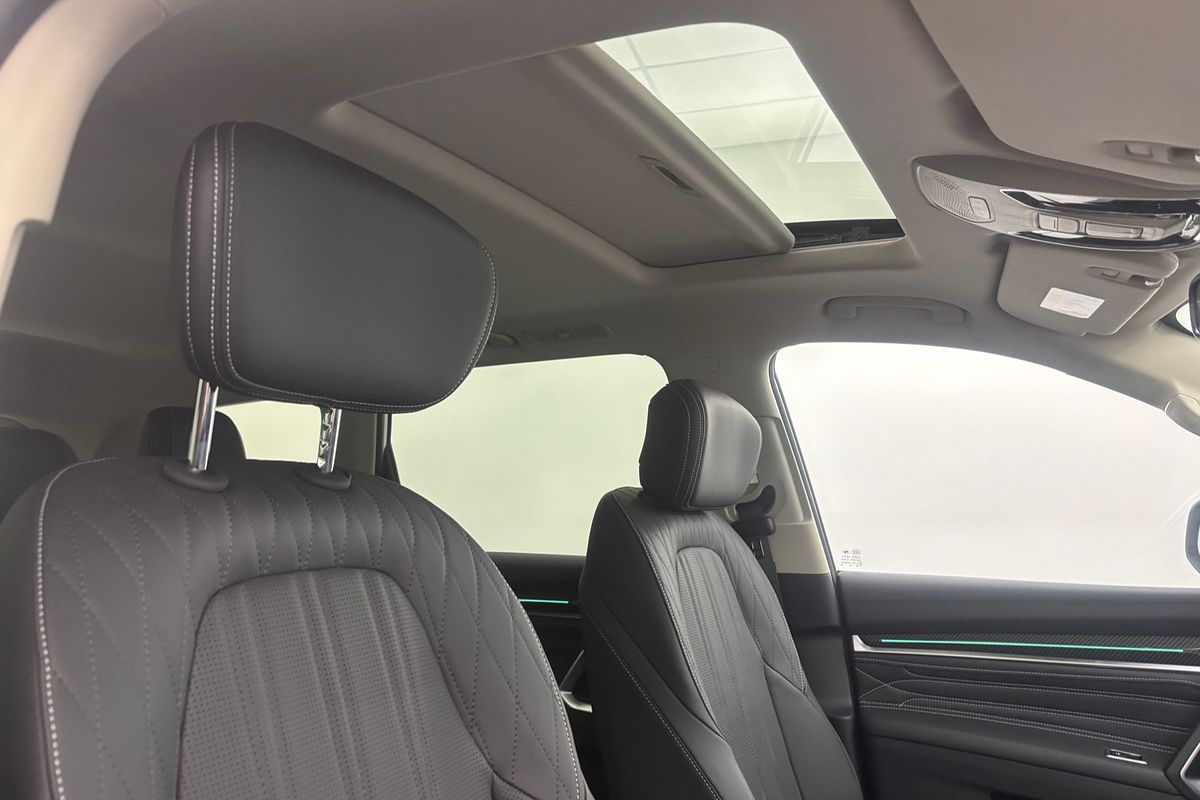 2025 LDV D90 Executive SV9A