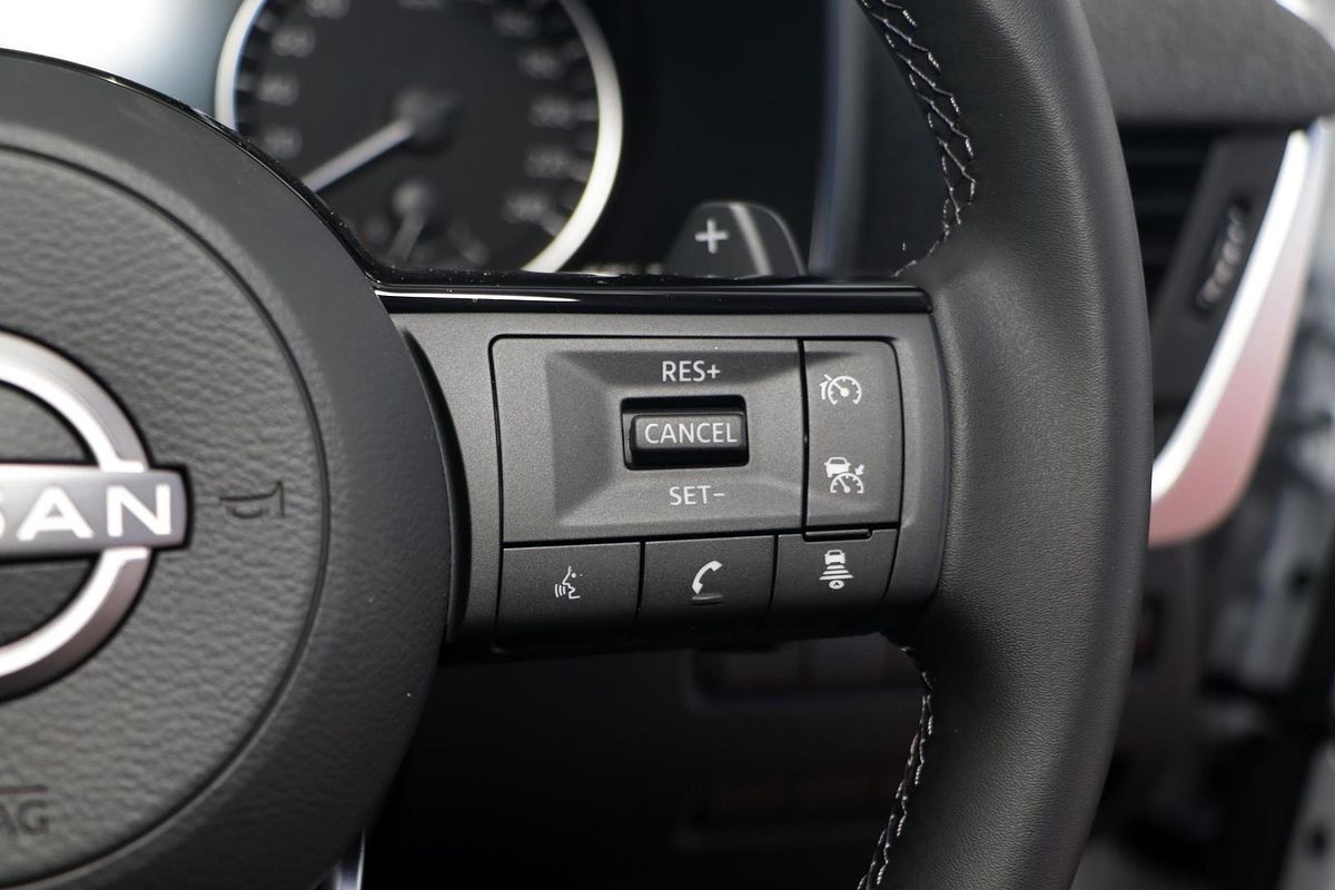 2025 Nissan QASHQAI ST-L J12