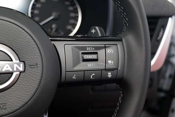 2025 Nissan QASHQAI ST-L J12
