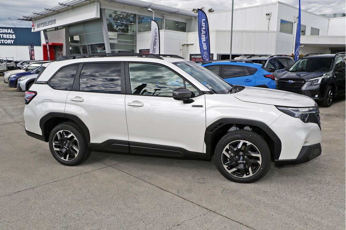 2025 Subaru Forester Hybrid S6