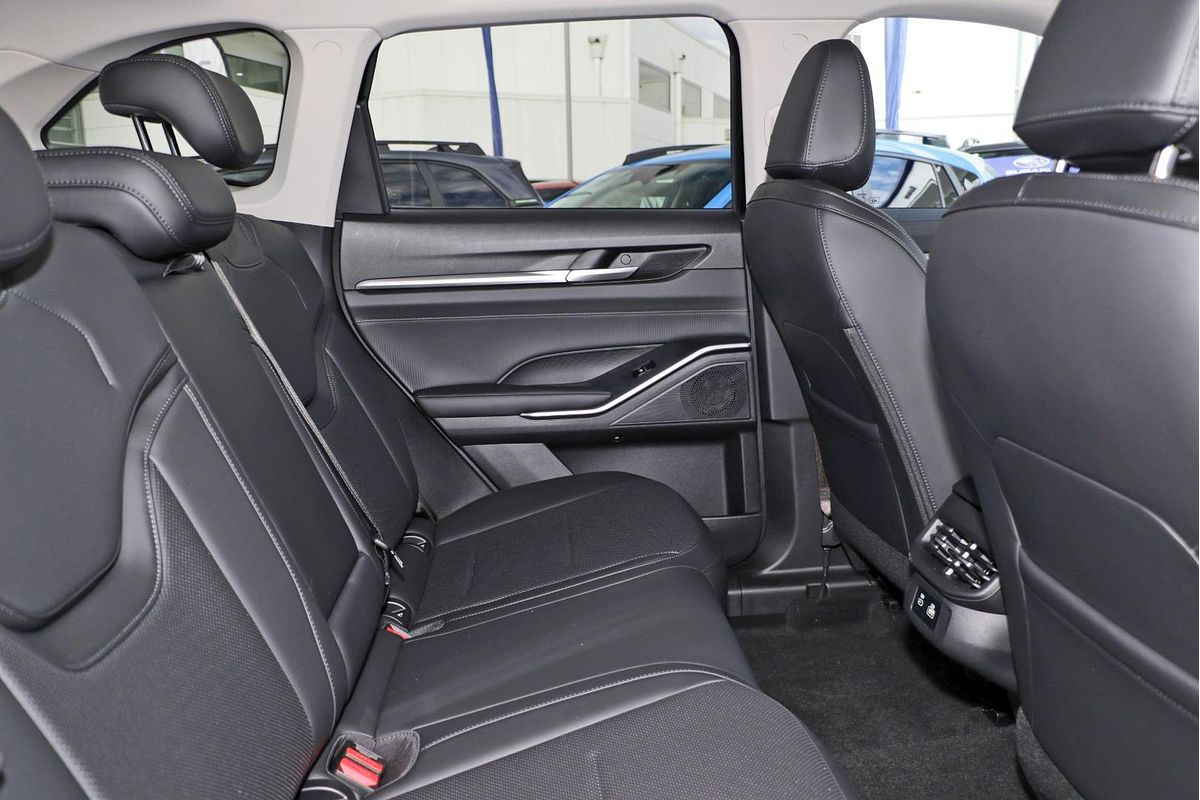 2025 GWM Haval H6 Ultra B01
