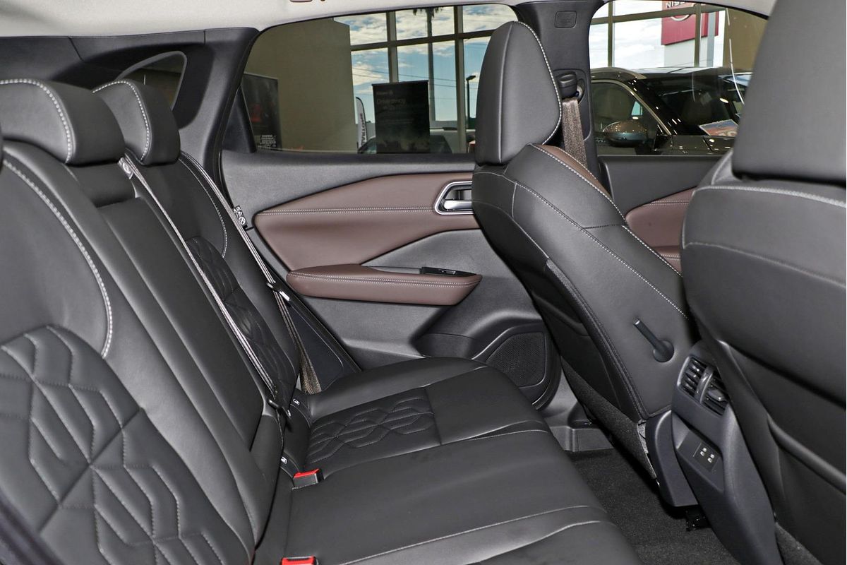 2024 Nissan QASHQAI Ti J12