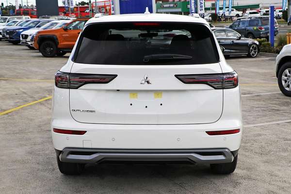 2025 Mitsubishi Outlander LS ZM
