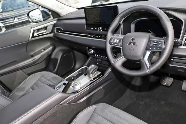 2025 Mitsubishi Outlander Aspire ZM