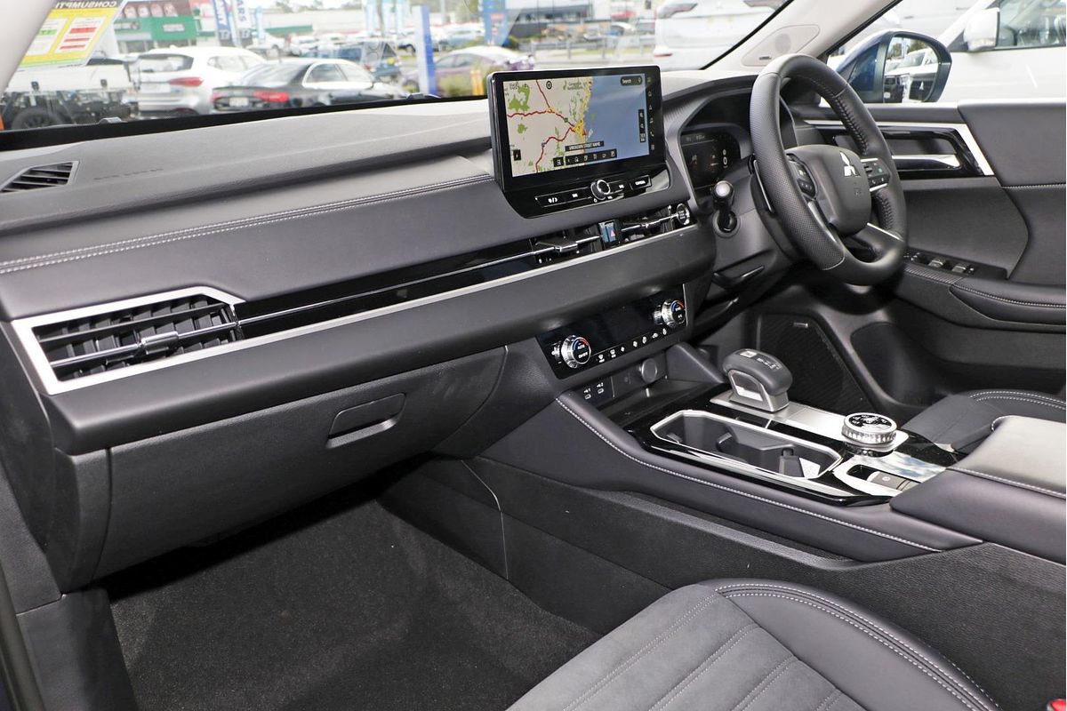 2025 Mitsubishi Outlander Aspire ZM
