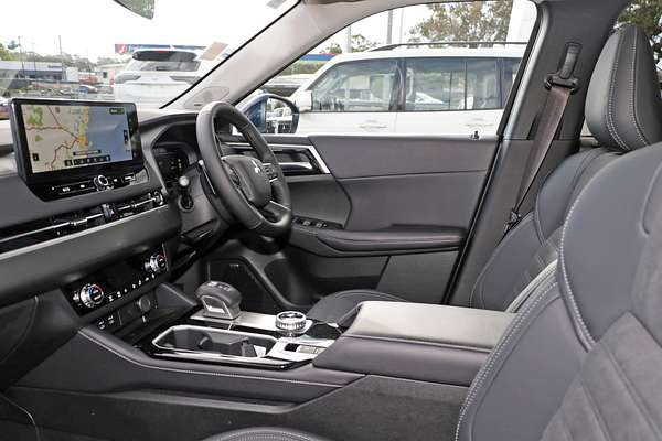 2025 Mitsubishi Outlander Aspire ZM