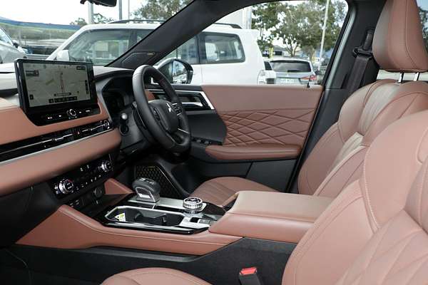 2025 Mitsubishi Outlander Exceed Tourer ZM