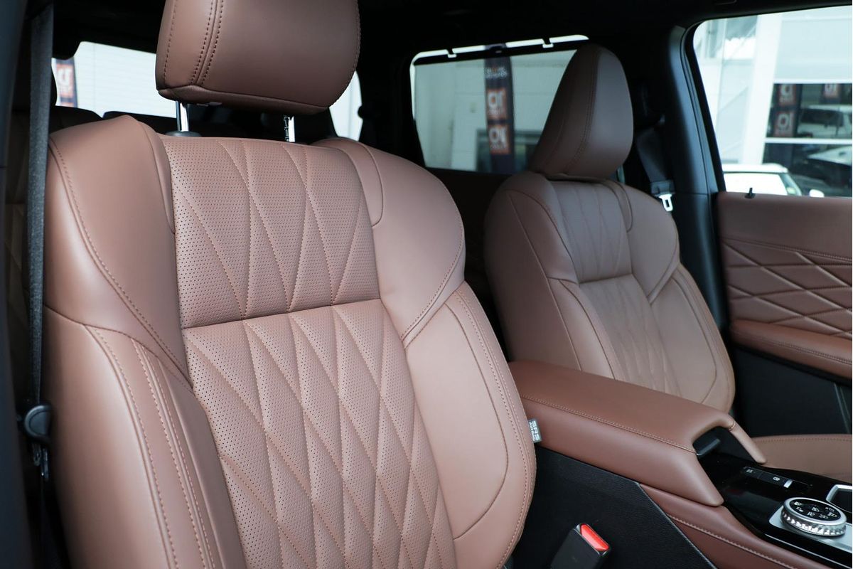 2025 Mitsubishi Outlander Exceed Tourer ZM
