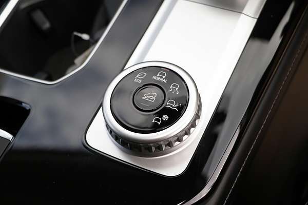 2025 Mitsubishi Outlander LS ZM