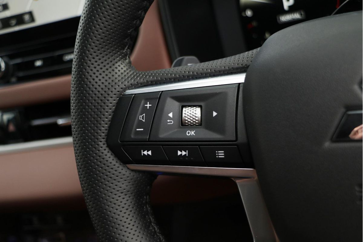 2025 Mitsubishi Outlander Exceed Tourer ZM